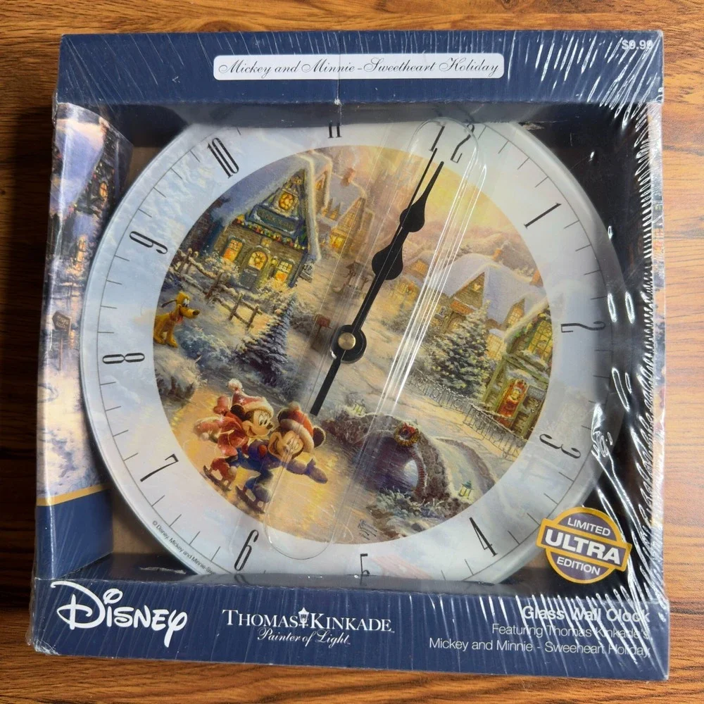 Disney‎ Mickey & Minnie Sweetheart Holiday Thomas Kinkade Glass Wall Clock